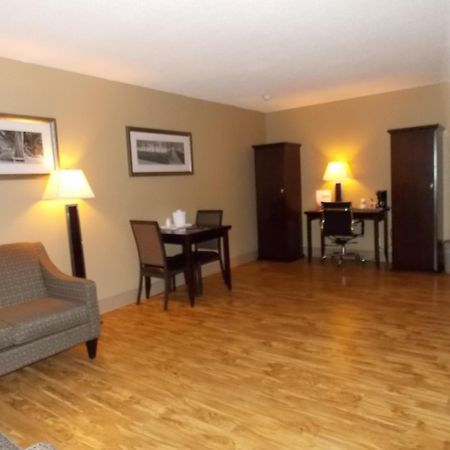 Stonebridge Hotel Fort Mcmurray Rom bilde