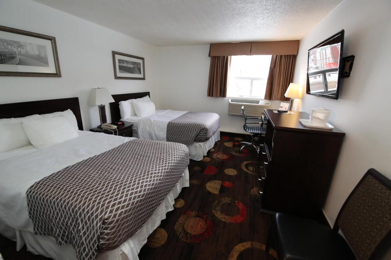 Stonebridge Hotel Fort Mcmurray Eksteriør bilde