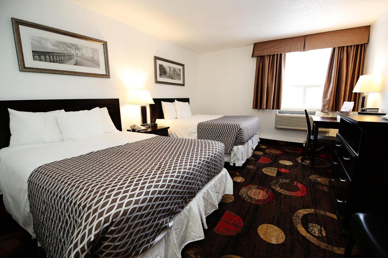 Stonebridge Hotel Fort Mcmurray Eksteriør bilde