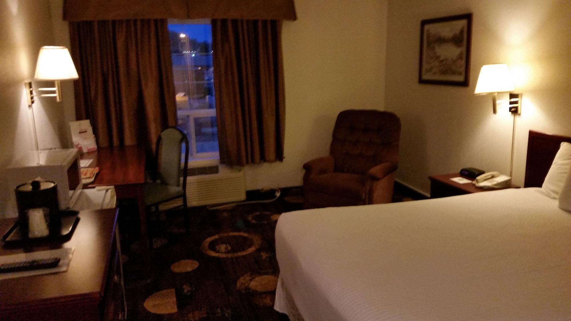 Stonebridge Hotel Fort Mcmurray Eksteriør bilde