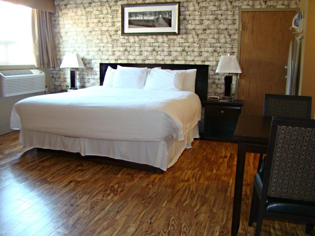 Stonebridge Hotel Fort Mcmurray Eksteriør bilde
